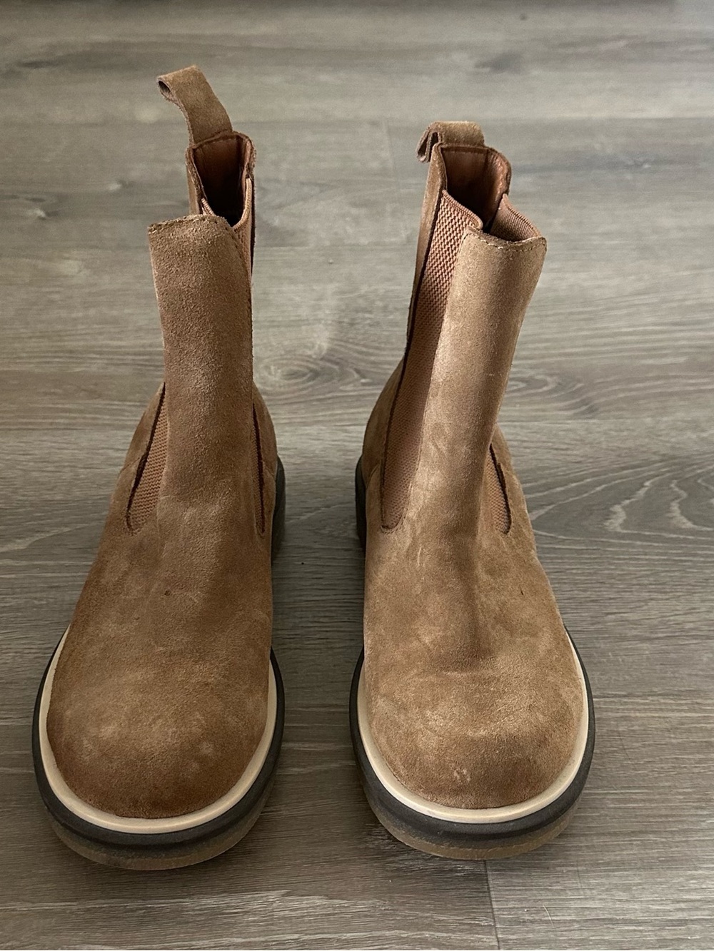 Bueno Wanda Suede Platform Chelsea Boots Brown EU 38 US 7.5